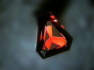 Garnet -- Tri-pyrope
from theimage.com